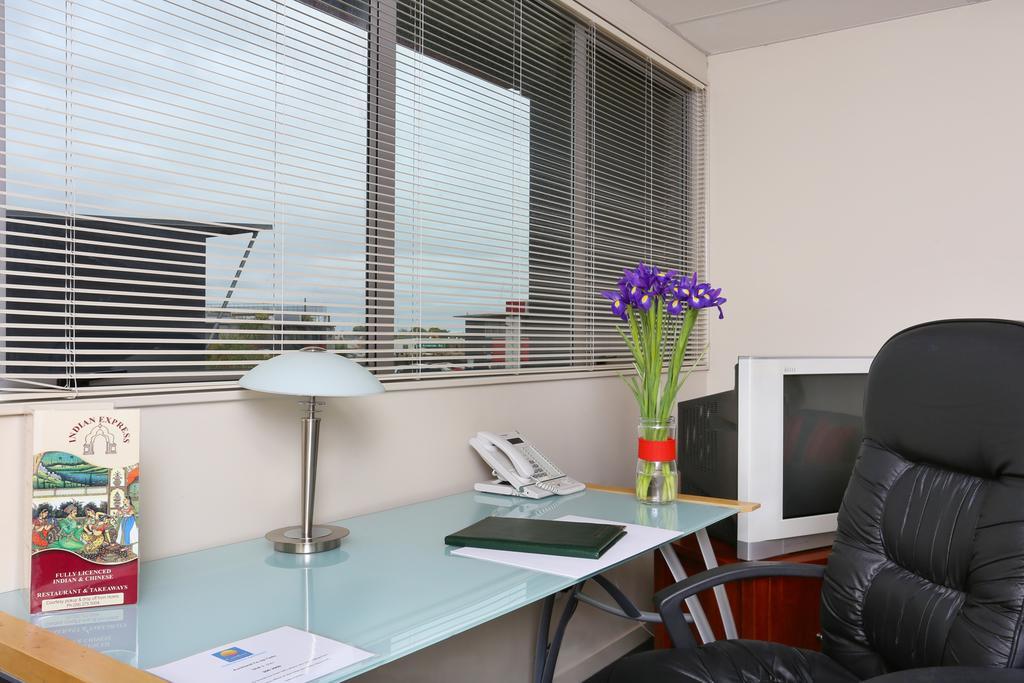 Kudos Business Suites & Airport Motel โอ๊คแลนด์ ภายนอก รูปภาพ