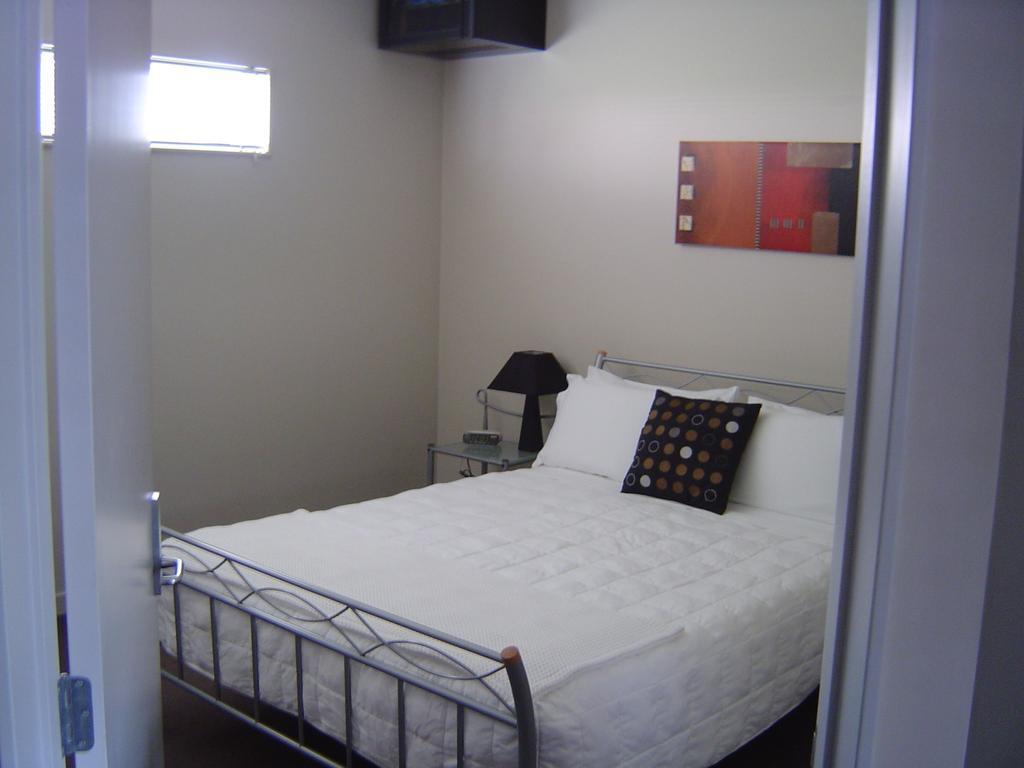 Kudos Business Suites & Airport Motel โอ๊คแลนด์ ภายนอก รูปภาพ